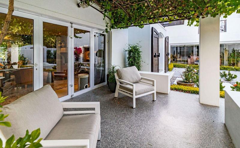 4 Bedroom Property for Sale in Stellenbosch Central Western Cape